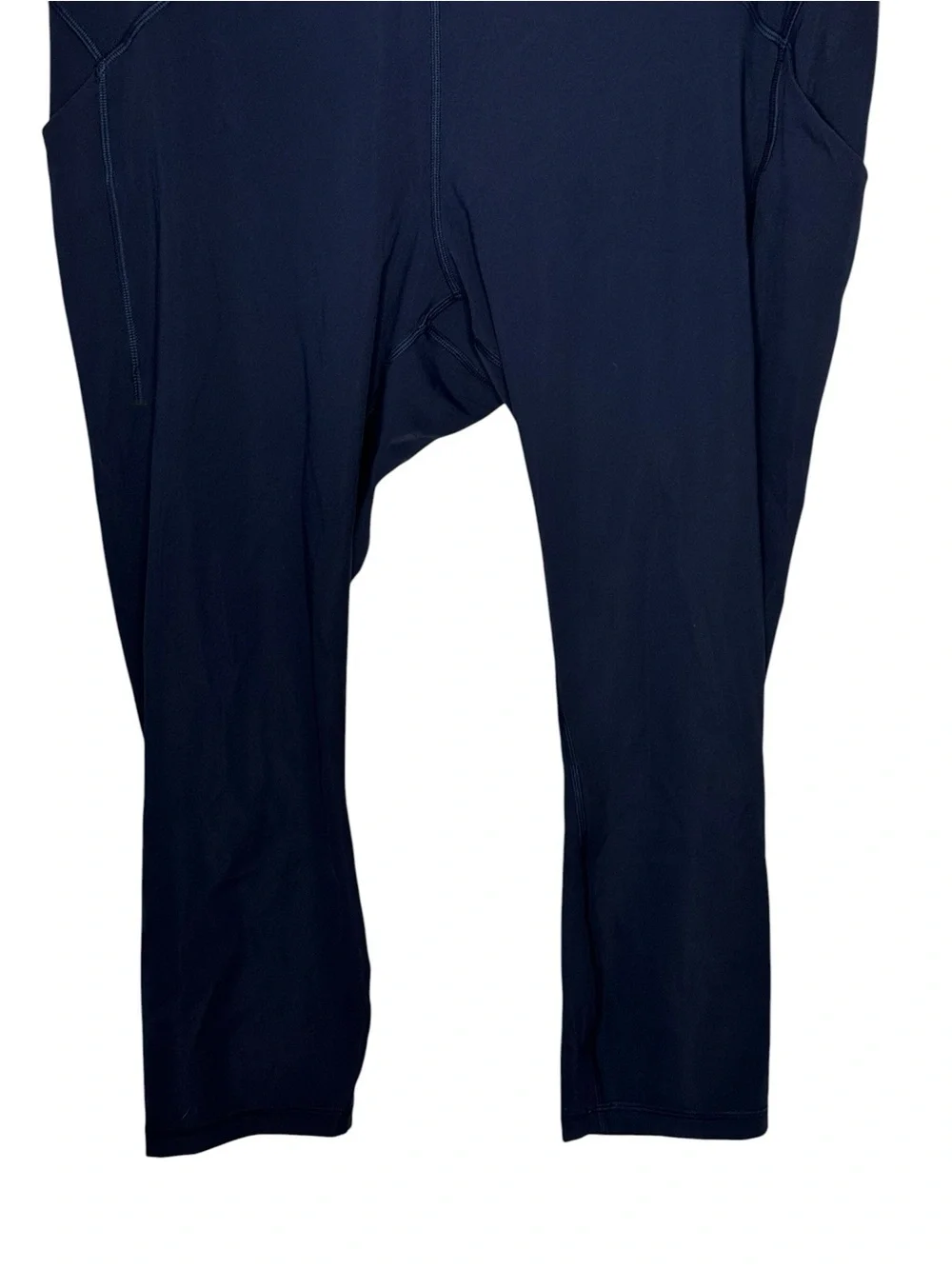 NWOTs LuLuLemon Size 18 Blue Power Thru High Rise Crop 23” Leggings LW6BPWS